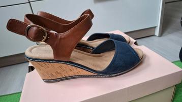 Blauw/Bruine Sandalen Maat 41 beschikbaar voor biedingen