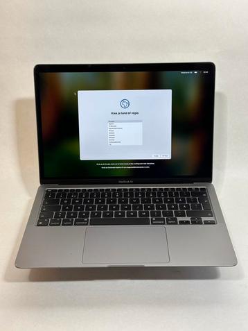 MacBook Air 13” M1 (2020) 8GB, 256gb SSD  beschikbaar voor biedingen