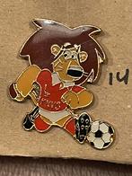 KNVB Leeuw Voetbal Pins, Verzamelen, Speldjes, Pins en Buttons, Ophalen of Verzenden, Zo goed als nieuw, Sport, Speldje of Pin
