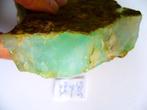 chrysopraas Tanzania 505 gram chrysophraas chrysofraas, Verzamelen, Mineralen en Fossielen, Ophalen of Verzenden, Mineraal