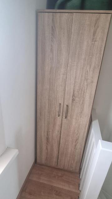 Kast 180 x 60 x 40 cm  beschikbaar voor biedingen