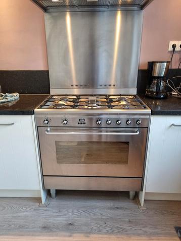 Smeg Fornuis - Kookplezier! beschikbaar voor biedingen