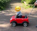 Mini Cooper wagen kind met duwstang rood, Kinderen en Baby's, Ophalen of Verzenden, Zo goed als nieuw