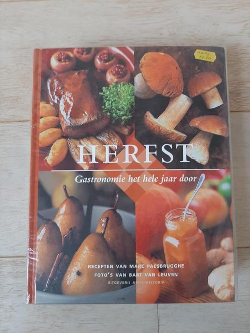 Gastronomie het hele jaar door, complete serie van 4 boeken, Boeken, Kookboeken, Zo goed als nieuw, Ophalen of Verzenden