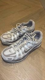 Nike P-6000 goede staat maat 40.5, Kleding | Dames, Ophalen of Verzenden, Zo goed als nieuw, Sneakers of Gympen