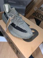 Adidas Yeezy Boost 350 V2 Hagelwit - Nieuw!, Ophalen of Verzenden, Nieuw, Overige kleuren, Sneakers of Gympen