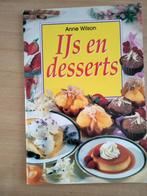 ZGS ijs en dessert boekje door ANNE WILSON, Ophalen of Verzenden, Zo goed als nieuw, Anne Wilson, Taart, Gebak en Desserts