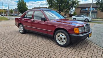 Mercedes 190d 2.5d belastingvrij  beschikbaar voor biedingen