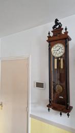 Weense paardjes snaarklok, Ophalen