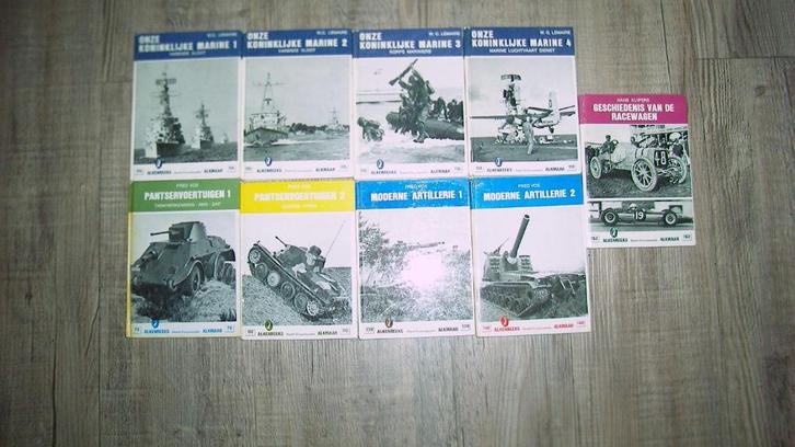 Militaria, Verzamelen, Militaria | Algemeen, Landmacht, Boek of Tijdschrift, Nederland, Ophalen of Verzenden