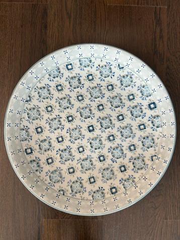 Ronde schaal Blauw/Wit Patroon beschikbaar voor biedingen