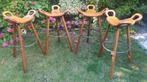 4 Vintage Houten Barkrukken met Voetsteun, Huis en Inrichting, Barkrukken, Ophalen, Gebruikt, Met voetsteun, 60 tot 90 cm