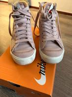 Nike sneakers, Nike, Ophalen of Verzenden, Roze, Sneakers of Gympen
