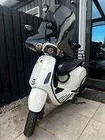 Witte Vespa sprint, Ophalen, Gebruikt, Maximaal 45 km/u, Vespa S