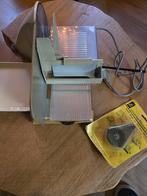 Vintage Broodsnijmachine met Messenslijper, Minder dan 1 liter, Ophalen of Verzenden, Gebruikt, 1 snelheid