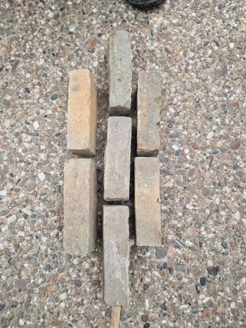 Zeldzame geel / groenige ijsselsteentjes / ijsselstenen beschikbaar voor biedingen