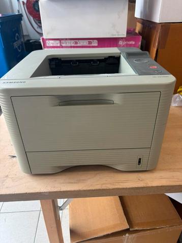 Samsung printer ML-331OND beschikbaar voor biedingen