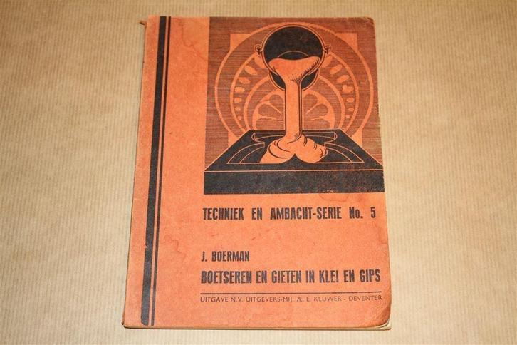 Boetseren en gieten in klei en gips - 1947, Boeken, Hobby en Vrije tijd, Gelezen, Overige onderwerpen, Ophalen of Verzenden