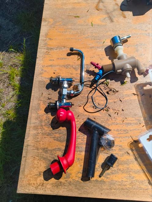 Camper douche kraan met microswitch, keuken kraantjes, Caravans en Kamperen, Camper-accessoires, Zo goed als nieuw, Ophalen of Verzenden