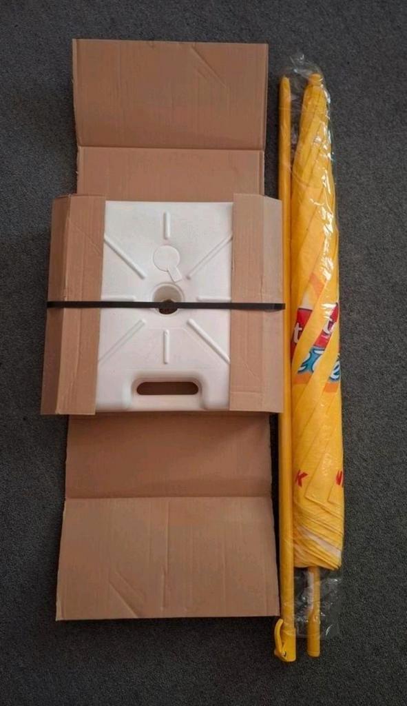 Nieuw! lipton Ice Tea grote parasol set incl voet, Tuin en Terras, Parasols, Nieuw, Parasolvoet, Minder dan 1 meter, Ophalen of Verzenden