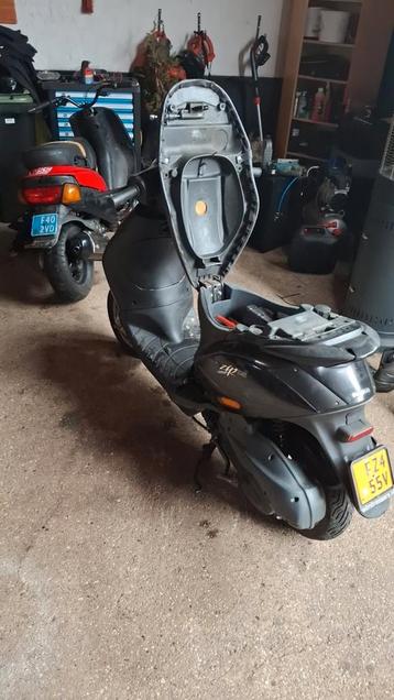 Zip 125 cc swingarm brom beschikbaar voor biedingen