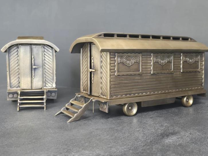 De bronzen urn woonwagen zijn er weer, Huis en Inrichting, Overige Huis en Inrichting, Nieuw, Ophalen of Verzenden