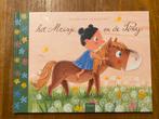 Het meisje en de pony - Guido Van Genechten - Clavis 2014, Ophalen of Verzenden, Zo goed als nieuw, Guido Van Genechten, Prentenboek