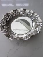 VERZILVERDE SCHAAL MET UITGEWERKTE RAND, Ophalen of Verzenden