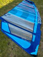 Neilpryde V8 7,7, Ophalen, Gebruikt, Zeil, 7 m² of meer