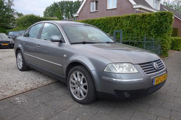 Volkswagen Passat 2.3 V5 Highline nwe APK  Goede Airco! beschikbaar voor biedingen