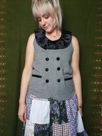 Vintage grijs gilet met zwarte velvet kraag, Kleding | Dames, Gedragen, Vintage, Ophalen of Verzenden