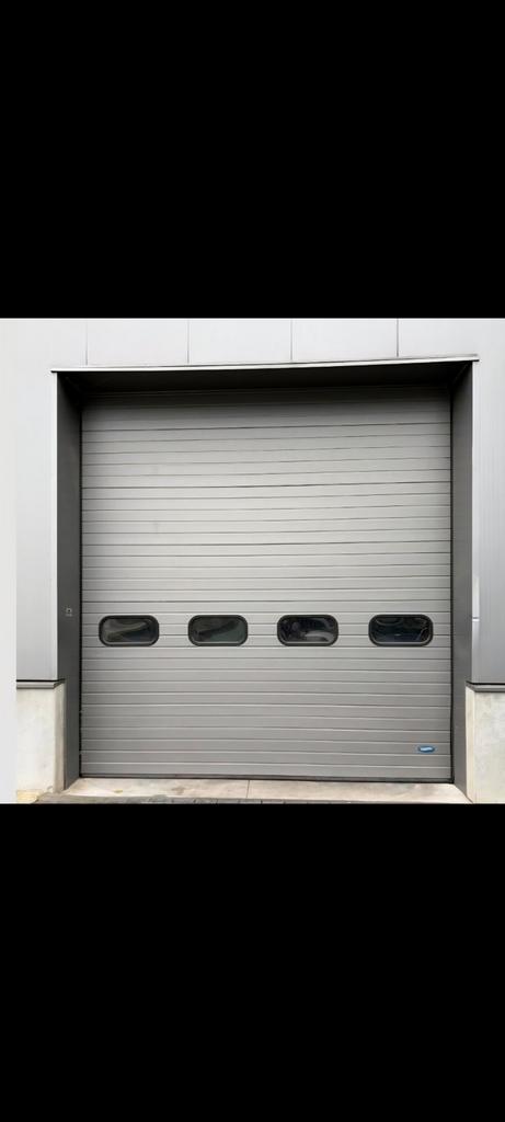 Novoferm Overheaddeur 402x420 Elektrisch - Gedemonteerd, Doe-het-zelf en Verbouw, Deuren en Horren, Gebruikt, Garagedeur, 215 cm of meer