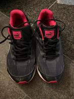 Puma sportschoenen maat 40, Overige kleuren, Sportschoenen, Ophalen of Verzenden, Zo goed als nieuw
