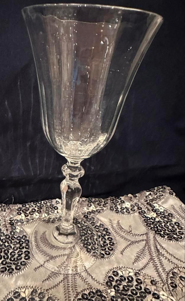 4grote &6kleine Elegante geslepen Wijnglazen met Voet, Antiek en Kunst, Antiek | Glas en Kristal, Ophalen of Verzenden