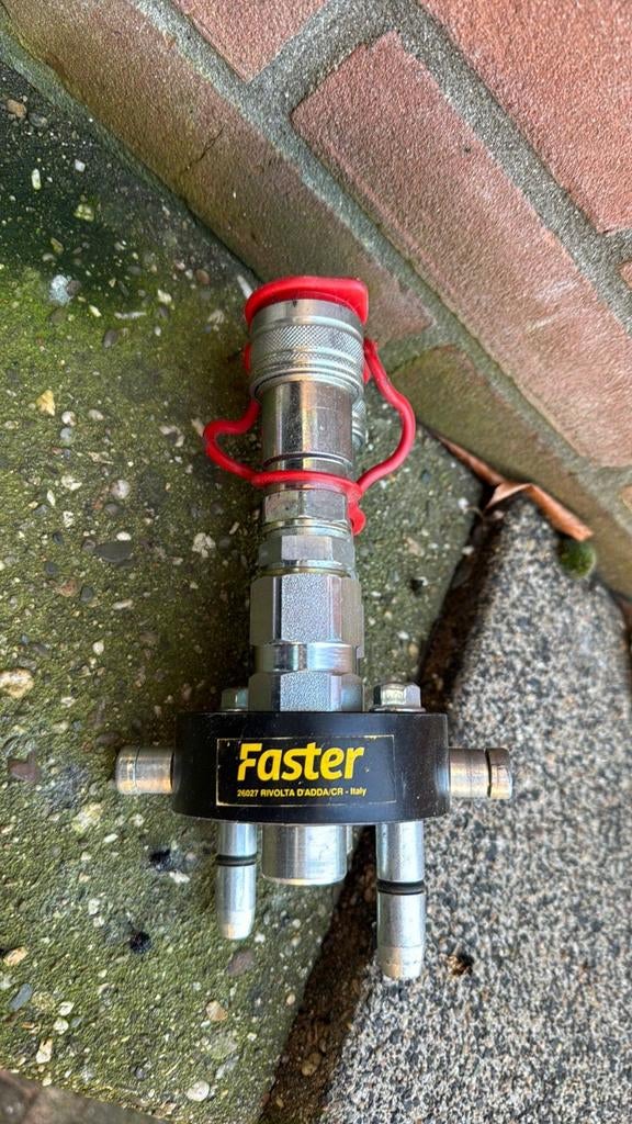 Faster hydrauliek koppeling, Ophalen of Verzenden