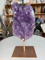 Amethist op standaars, Verzamelen, Mineralen en Fossielen, Ophalen of Verzenden, Mineraal