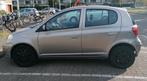 Toyota Yaris 1.3 16V Vvti NAP 5DR AUT 2005 Grijs, Auto's, Toyota, Stof, 4 cilinders, 400 kg, Origineel Nederlands