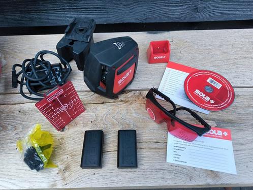 Sola QUBO professional lijnlaser zgan, Doe-het-zelf en Verbouw, Overige Doe-het-zelf en Verbouw, Zo goed als nieuw, Ophalen of Verzenden