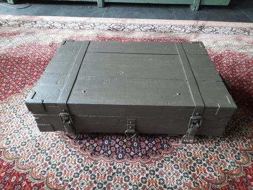 Militaire munitiekist uit  voormalig Joegoslavië, Verzamelen, Militaria | Algemeen, Landmacht, Kist of Geocache, Nederland, Ophalen of Verzenden