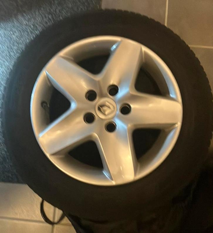 4 Michelin winterbanden 16” op velg met sensoren Renault, Auto diversen, Auto-accessoires, Gebruikt, Ophalen