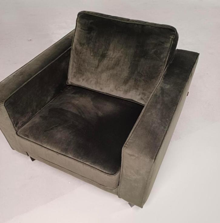 Stoel / loveseat donkergroen fluweel, merk WOOOD Robin, Huis en Inrichting, Fauteuils, Zo goed als nieuw, Metaal, Stof, 75 tot 100 cm