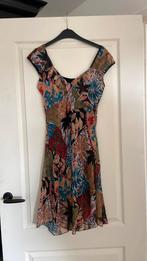 Jurkje maat s, Ophalen of Verzenden, Zo goed als nieuw