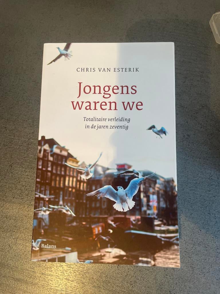 Jongens waren we - Chris van Esterik, Boeken, Ophalen of Verzenden, Zo goed als nieuw, Overige onderwerpen