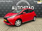 Toyota Aygo 1.0 VVT-i x-play Nap/Apk/Aux/Elektramen/, Voorwielaandrijving, Euro 5, Stof, Zwart