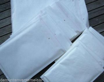 100 Bubbelenveloppen maat 14 - 200 x 275mm beschikbaar voor biedingen