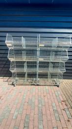 Draadmanden kruizinga met wielset, Ophalen