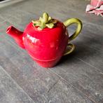 Aardbei tea for one setje theepotje, Huis en Inrichting, Keuken | Servies, Ophalen of Verzenden, Overige stijlen, Kop(pen) en/of Schotel(s)