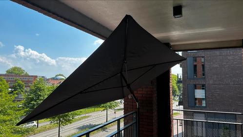 Knikbare parasol incl. Voet, Tuin en Terras, Parasols, Zo goed als nieuw, Stokparasol, 1 tot 2 meter, Kantelbaar, Verstelbaar