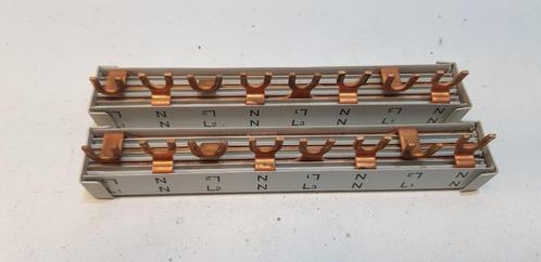 Merkloze Aansluitrail - Faserail - Kamrail 3-fase 2-polig (2, Hobby en Vrije tijd, Elektronica-componenten, Gebruikt, Ophalen of Verzenden