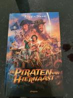 Reggie Naus - De piraten van hiernaast, Reggie Naus, Ophalen of Verzenden, Zo goed als nieuw